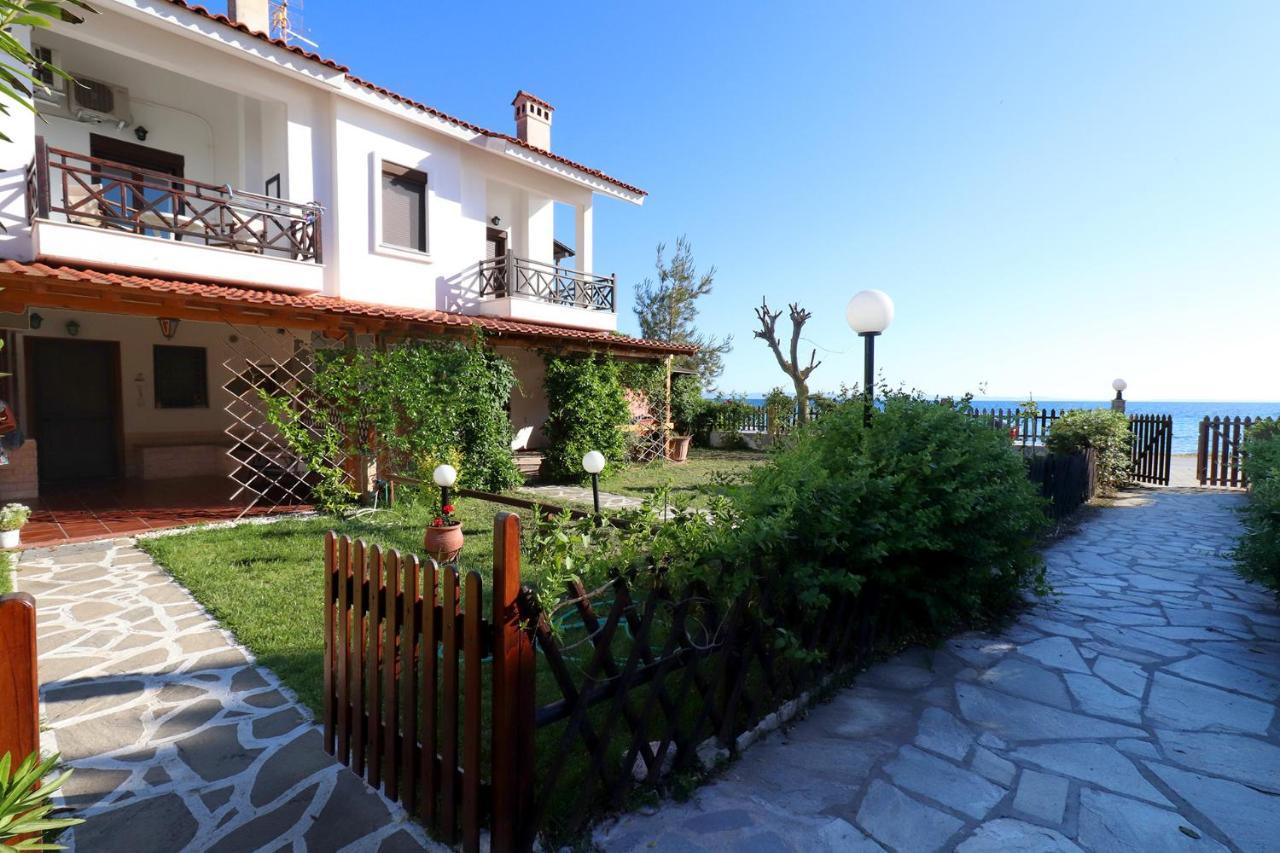 The Seaside Villas Nikiti  Exterior foto